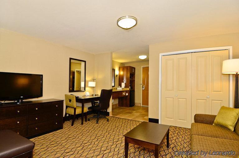 Holiday Inn Express & Suites - Williston By Ihg Szoba fotó